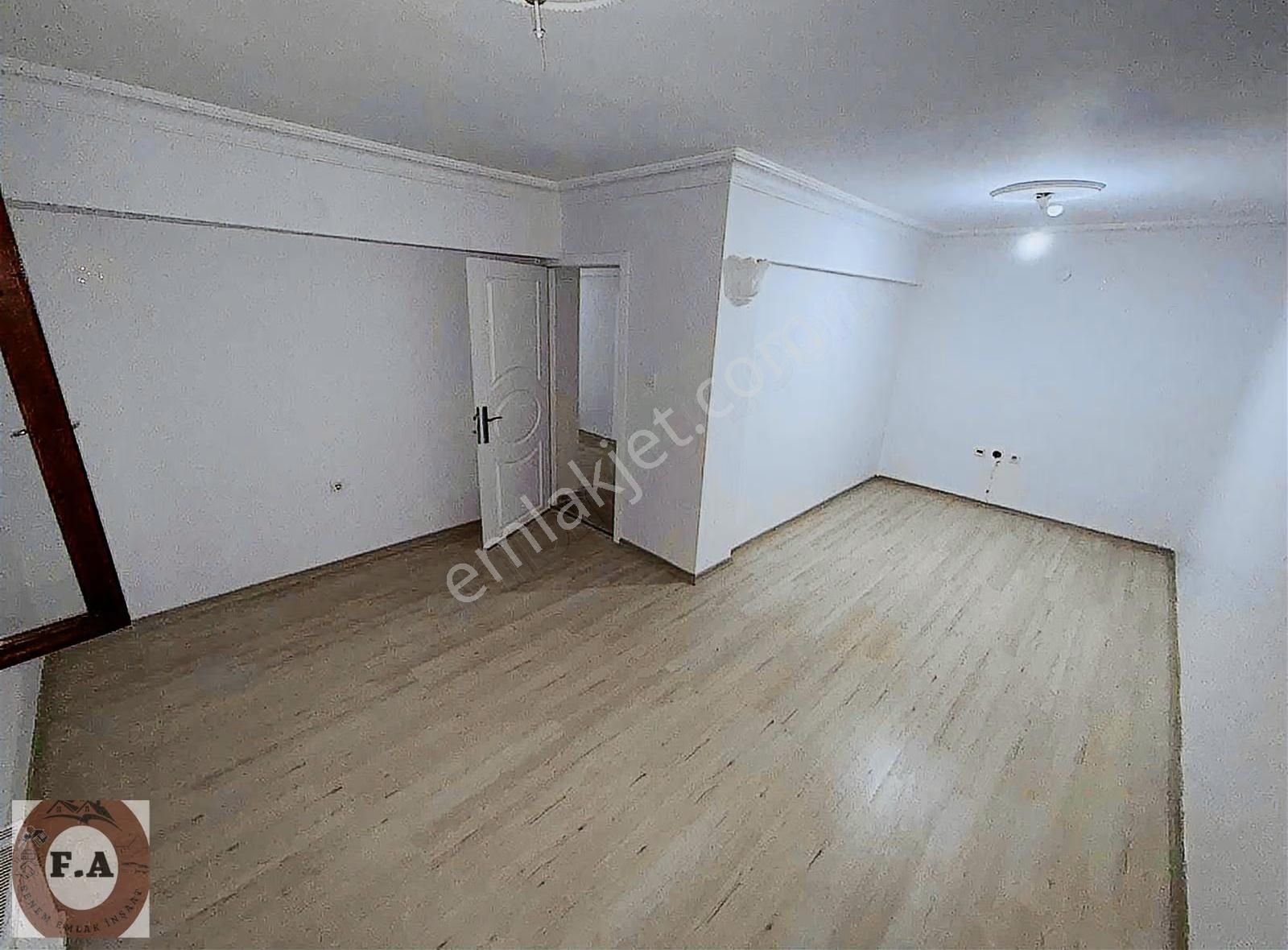 Senemden Yılın Son Fırsatları Komple Yenilenmiş Sağlam Kiracılı - Görsel 5