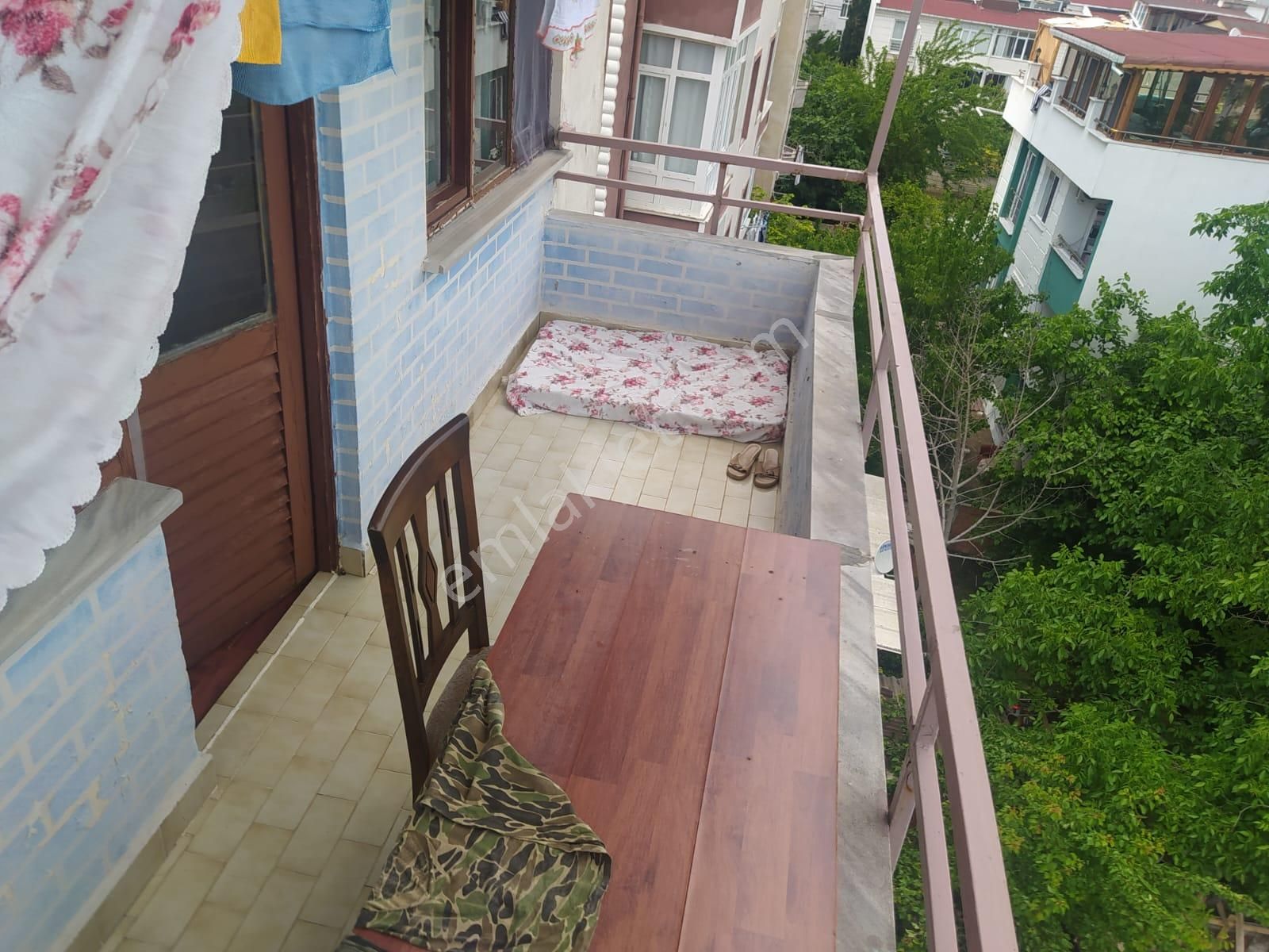 Deniz Manzaralı Sahile Yakın Araç Takasına Uygun Daire