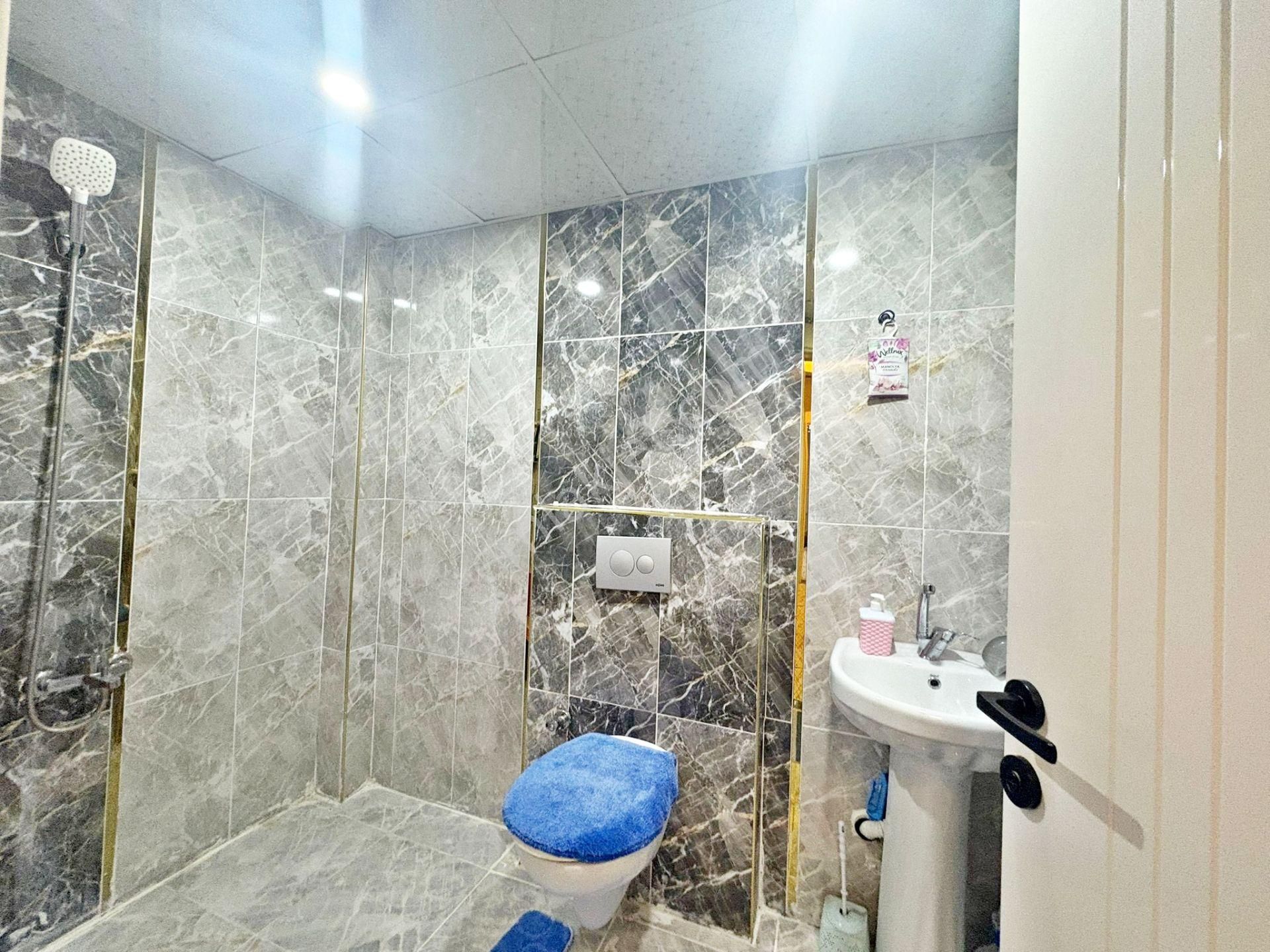 Belkız'da İnce Bol İşçiliğiyle Arakat Cam Balkonlu Ultralüx 2+1 - Görsel 13