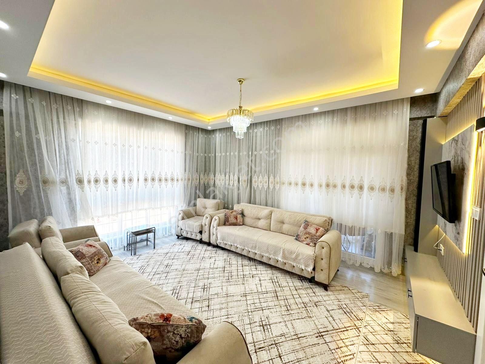 Belkız'da İnce Bol İşçiliğiyle Arakat Cam Balkonlu Ultralüx 2+1 - Görsel 4