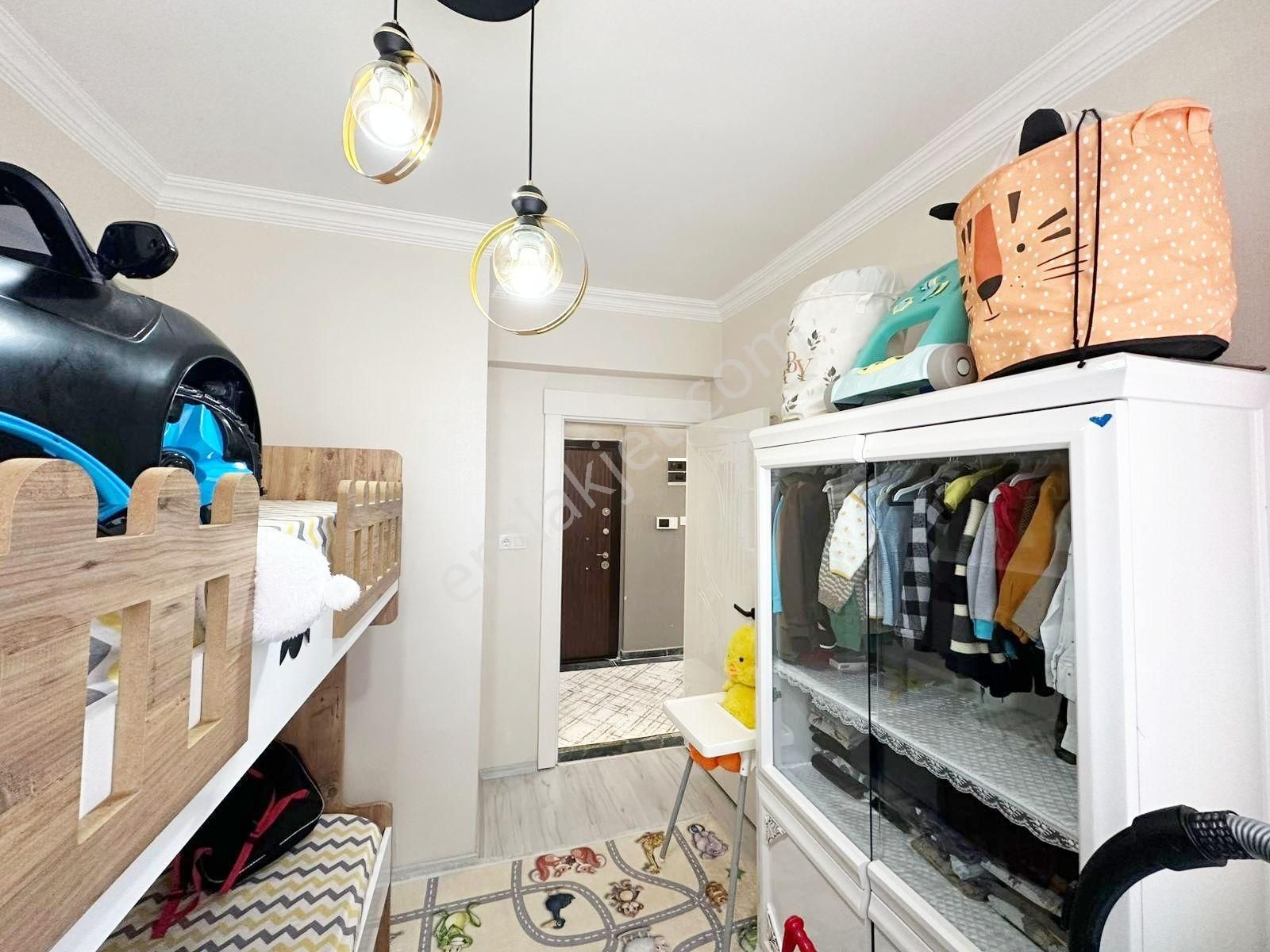 Belkız'da İnce Bol İşçiliğiyle Arakat Cam Balkonlu Ultralüx 2+1 - Görsel 9