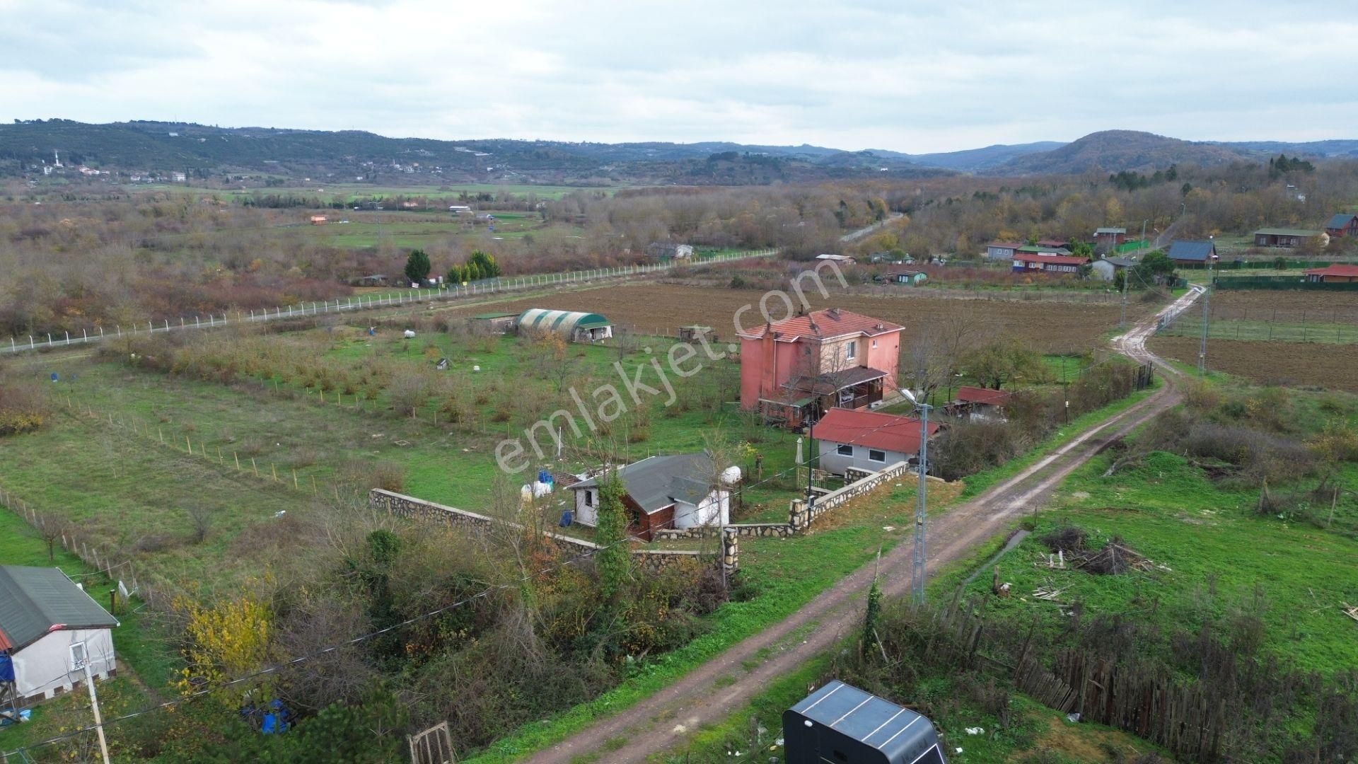 Dc Gayrimenkul'den Göçe Köyünde 558m2 Yola Cephe Arazi - Görsel 4
