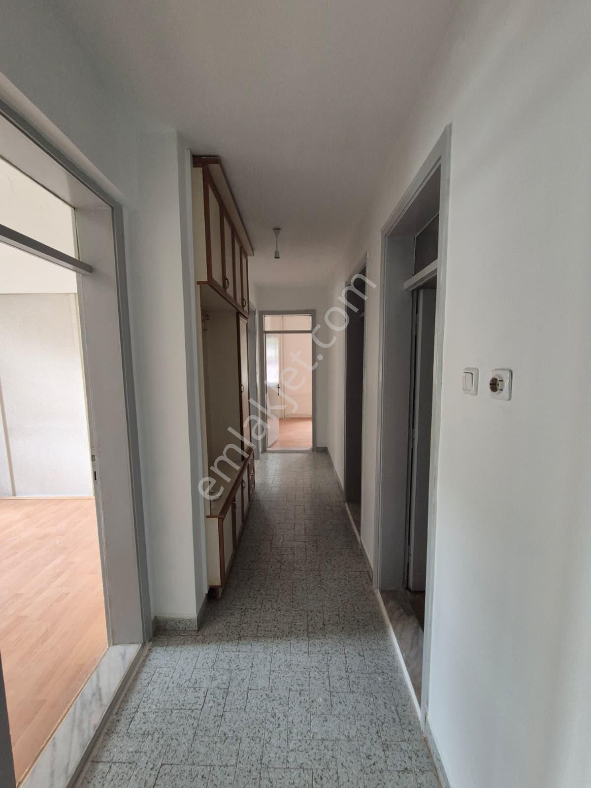 İsa Kavak Gayrimenkul’den Satılık 3+1 Daire – Selçuklu/binkonut