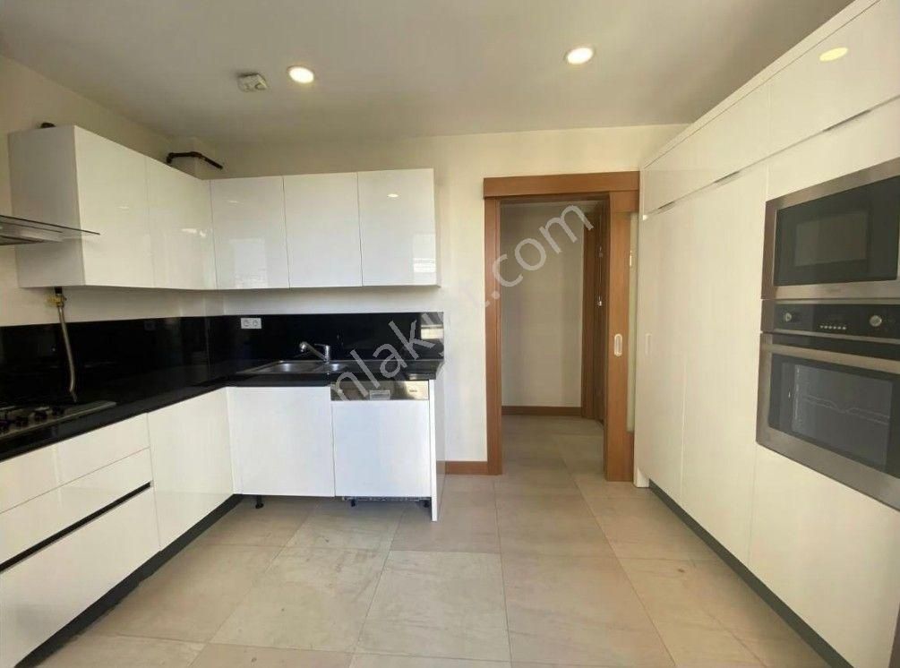 Boş... Erenköy İstasyonda Boş Balkon Giyinme Odalı 170 M2 4+1 - Görsel 6