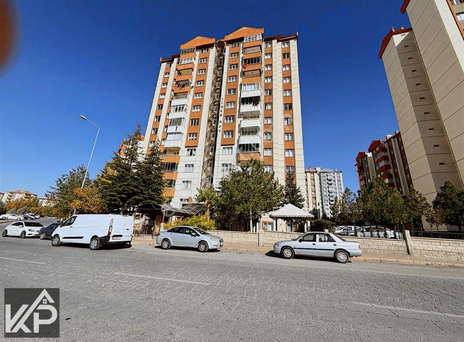 Beyazşehir Mah Sinankentte Kiralık 3+1 Daire