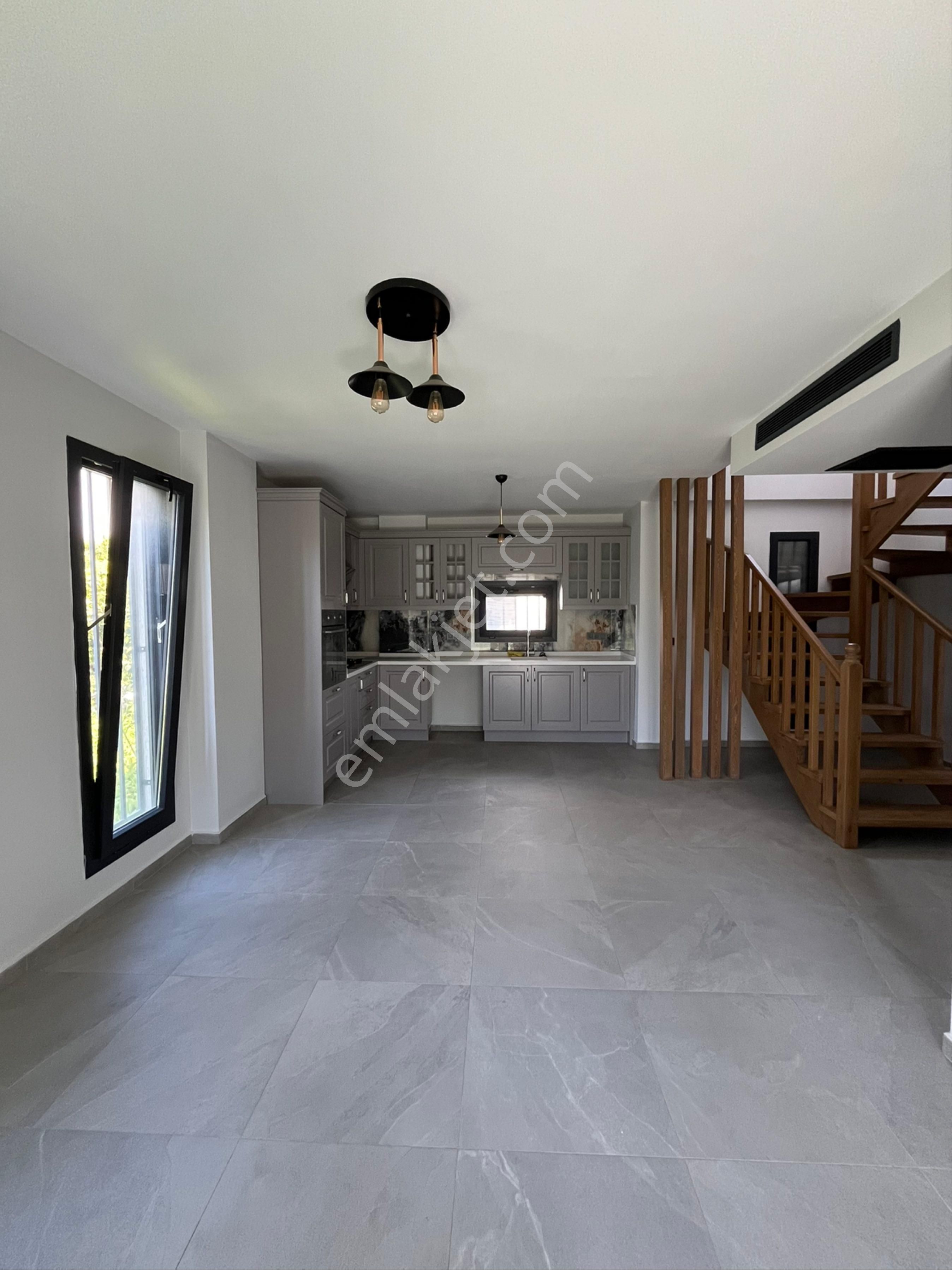 Bonema'dan Turgutreis Merkez'de Kiralık 3+1 Müstakil Villa - Görsel 28