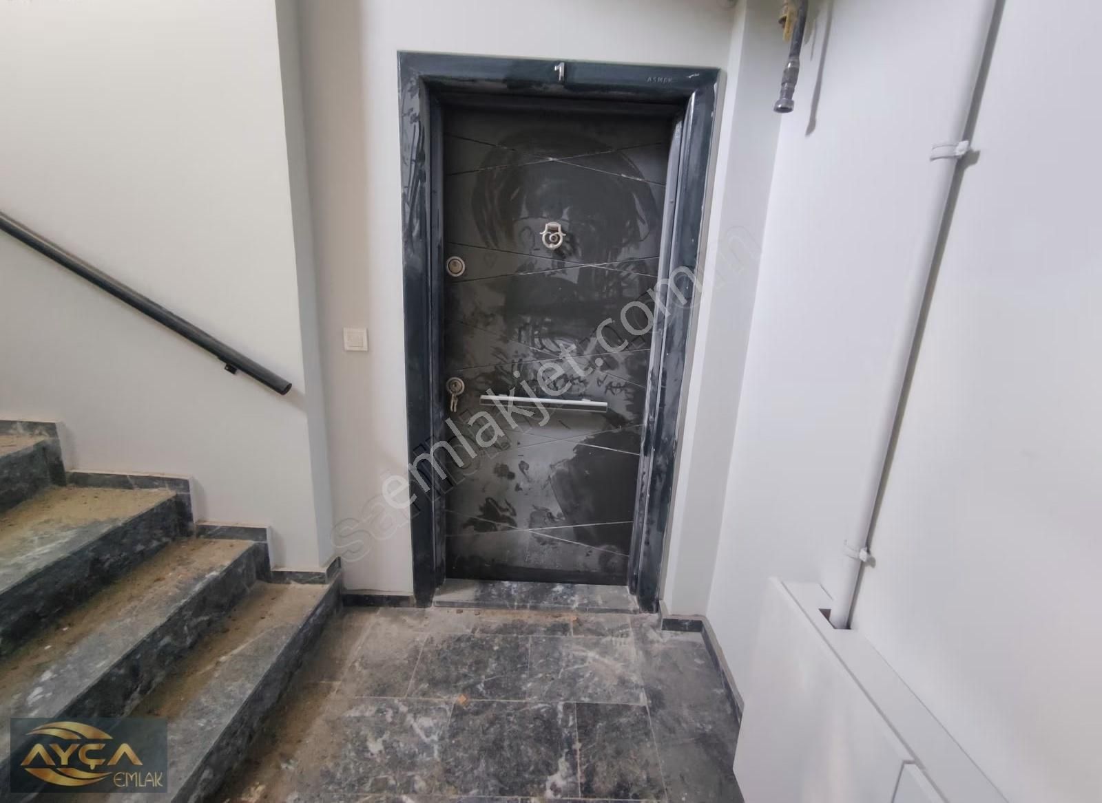 Havuzlu Sit. Ana Caddeye Ve Denize Yakın Ayçadan Kir. 2+1 Daire - Görsel 26