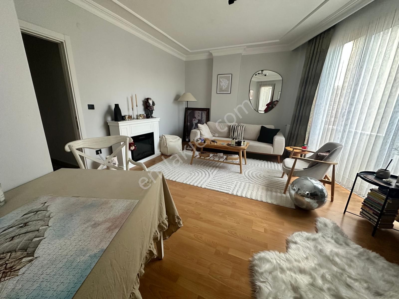 Çeliktepe'de,metroya 12 Dk. 2+1 Satılık Daire,artum'dan - Görsel 2