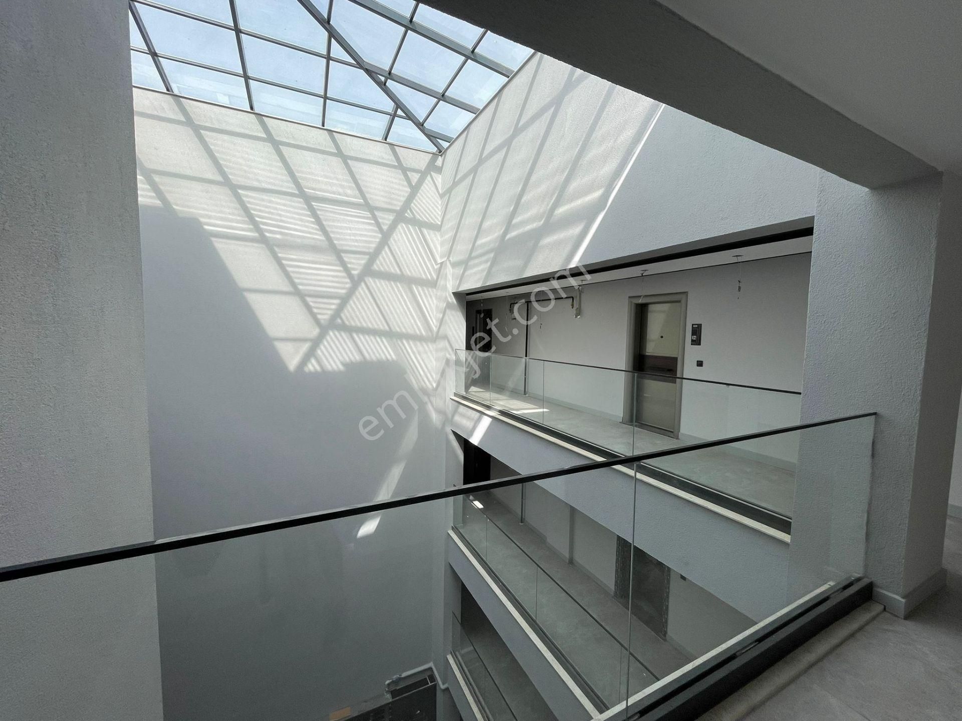 Havuzlu Site İçinde Giyinme Odalı 1+1 Daire - Görsel 10