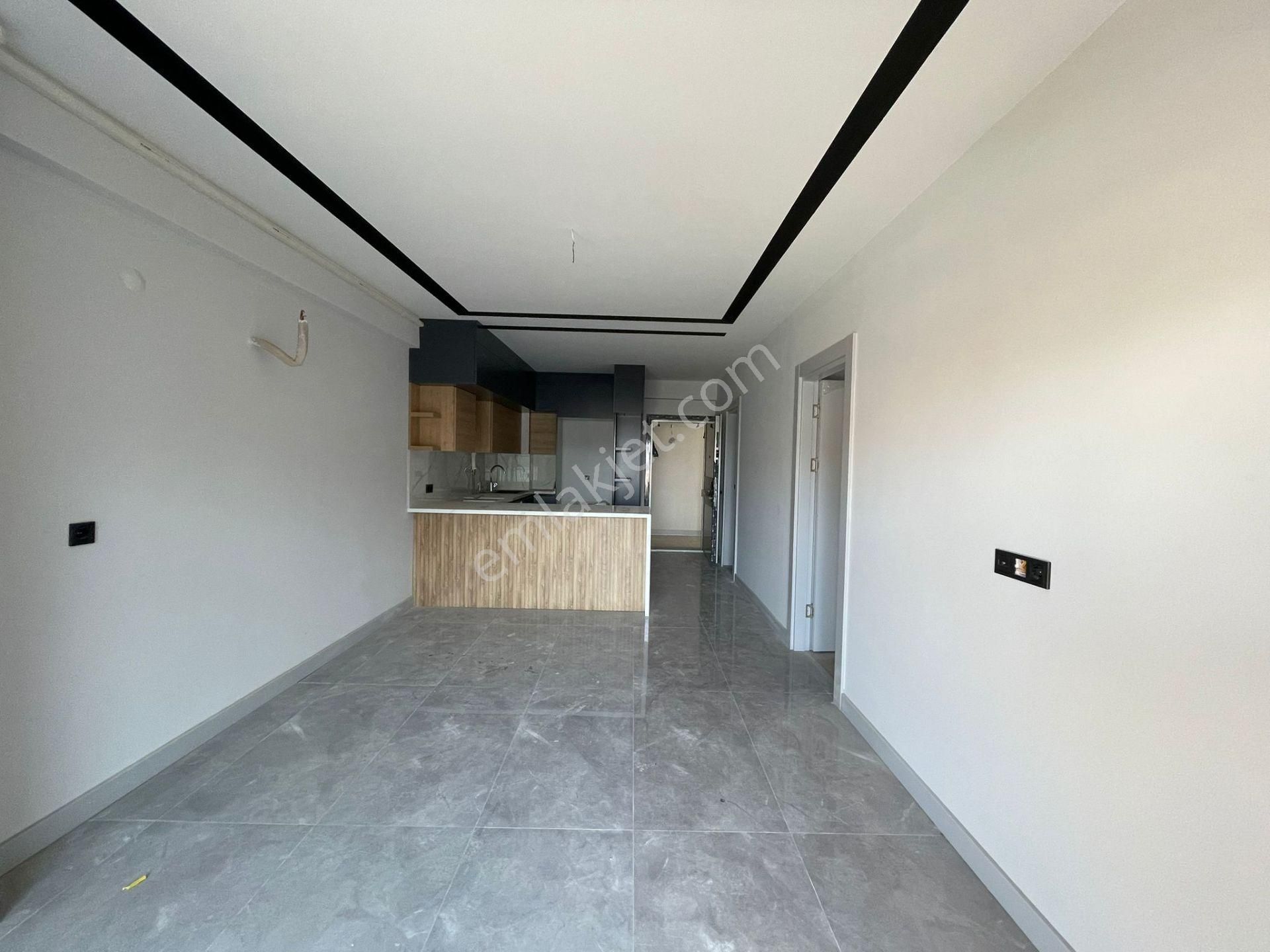 Havuzlu Site İçinde Giyinme Odalı 1+1 Daire - Görsel 17