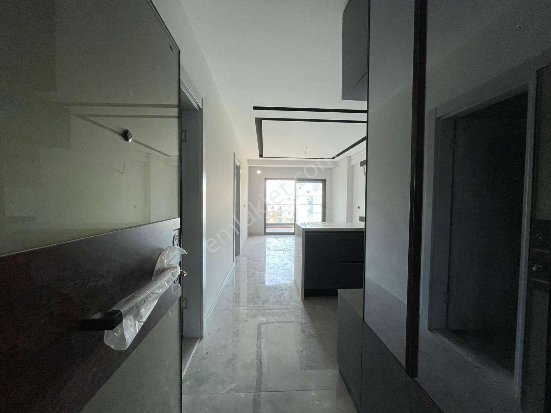 Havuzlu Site İçinde Giyinme Odalı 1+1 Daire - Görsel 14