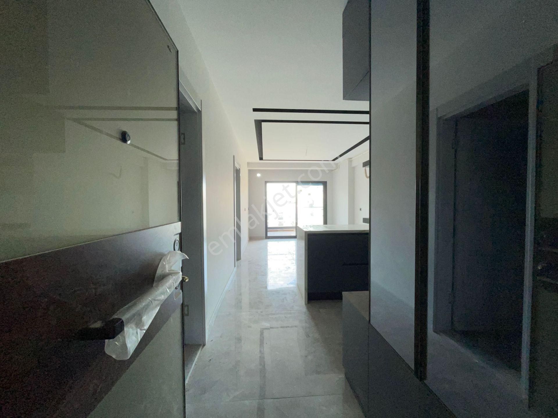 Havuzlu Site İçinde Giyinme Odalı 1+1 Daire - Görsel 15