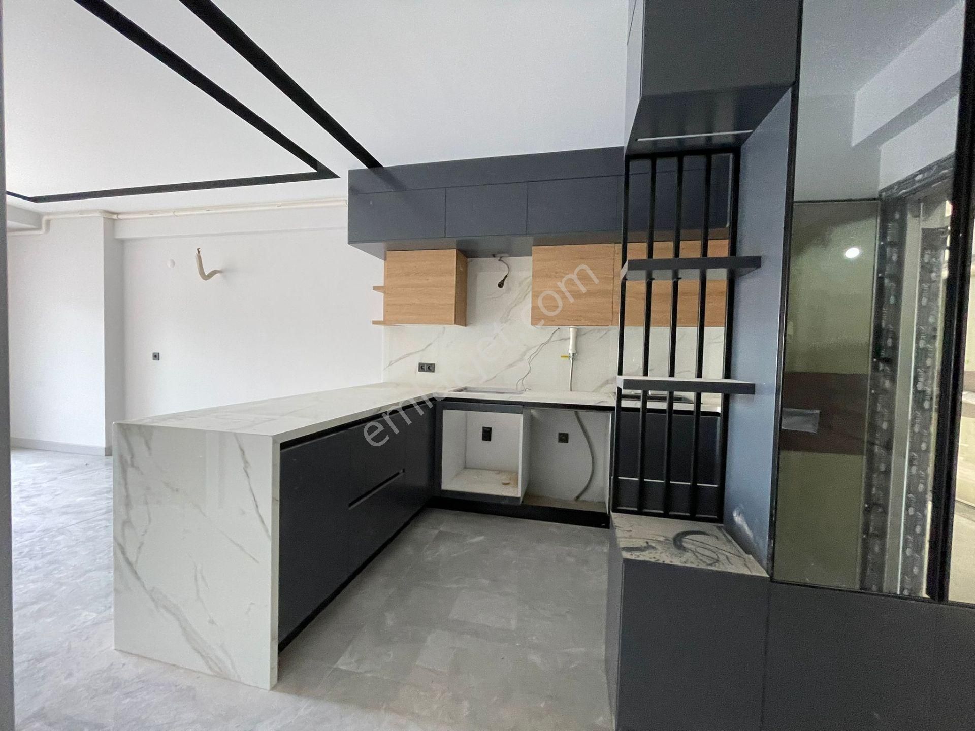 Havuzlu Site İçinde Giyinme Odalı 1+1 Daire - Görsel 18