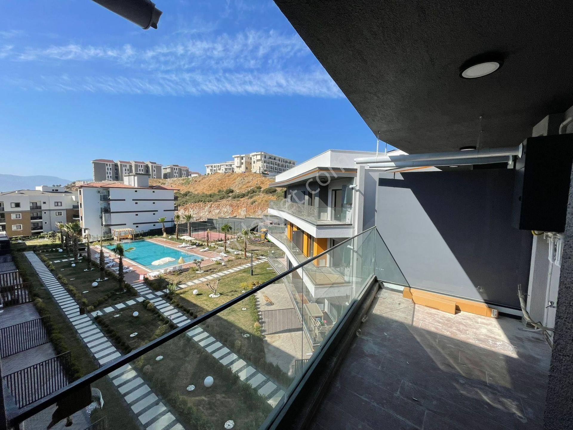 Havuzlu Site İçinde Giyinme Odalı 1+1 Daire - Görsel 28