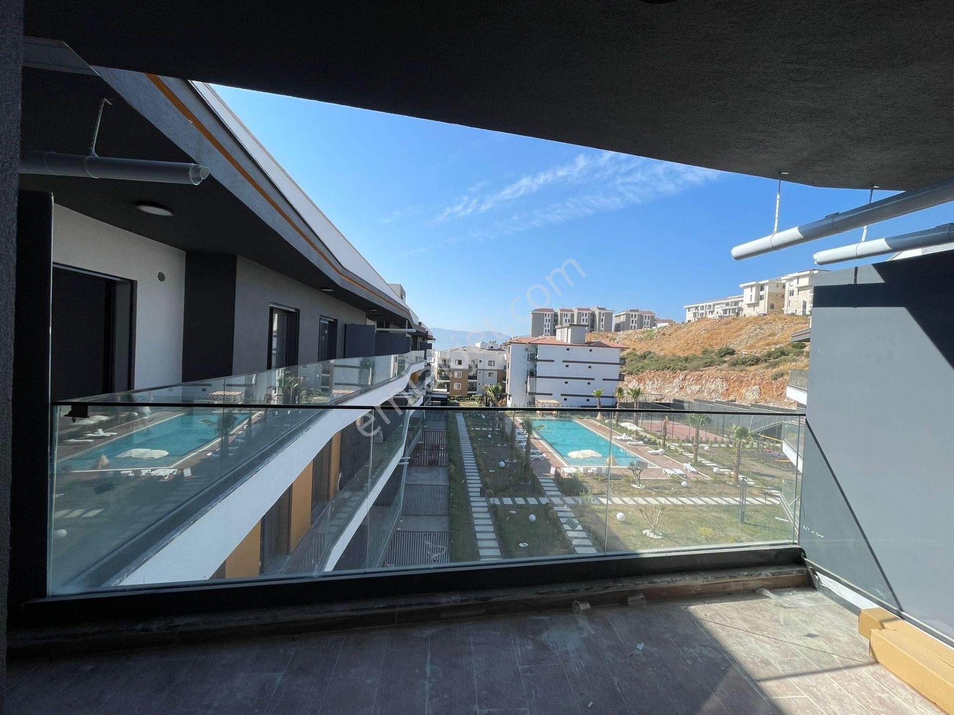 Havuzlu Site İçinde Giyinme Odalı 1+1 Daire - Görsel 30