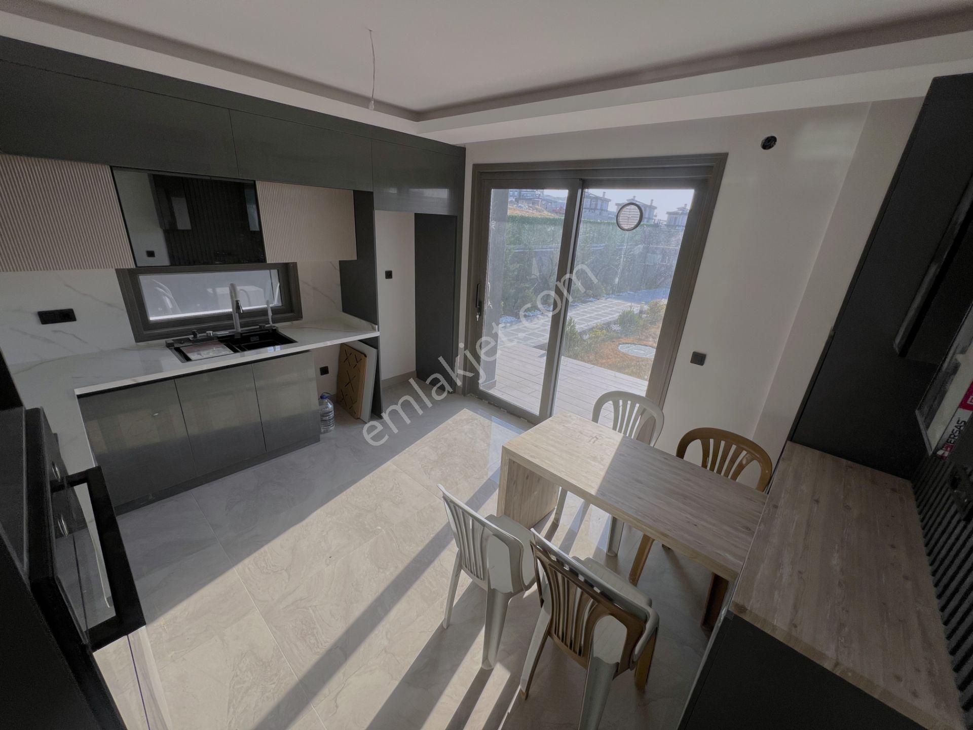 Etimesgut Yeni Baglıca Mah 3katlı Saunalı Ozel Hamamlı 5+1 Villa - Görsel 2