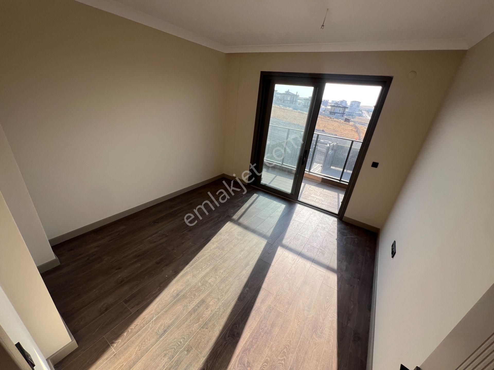 Etimesgut Yeni Baglıca Mah 3katlı Saunalı Ozel Hamamlı 5+1 Villa - Görsel 31