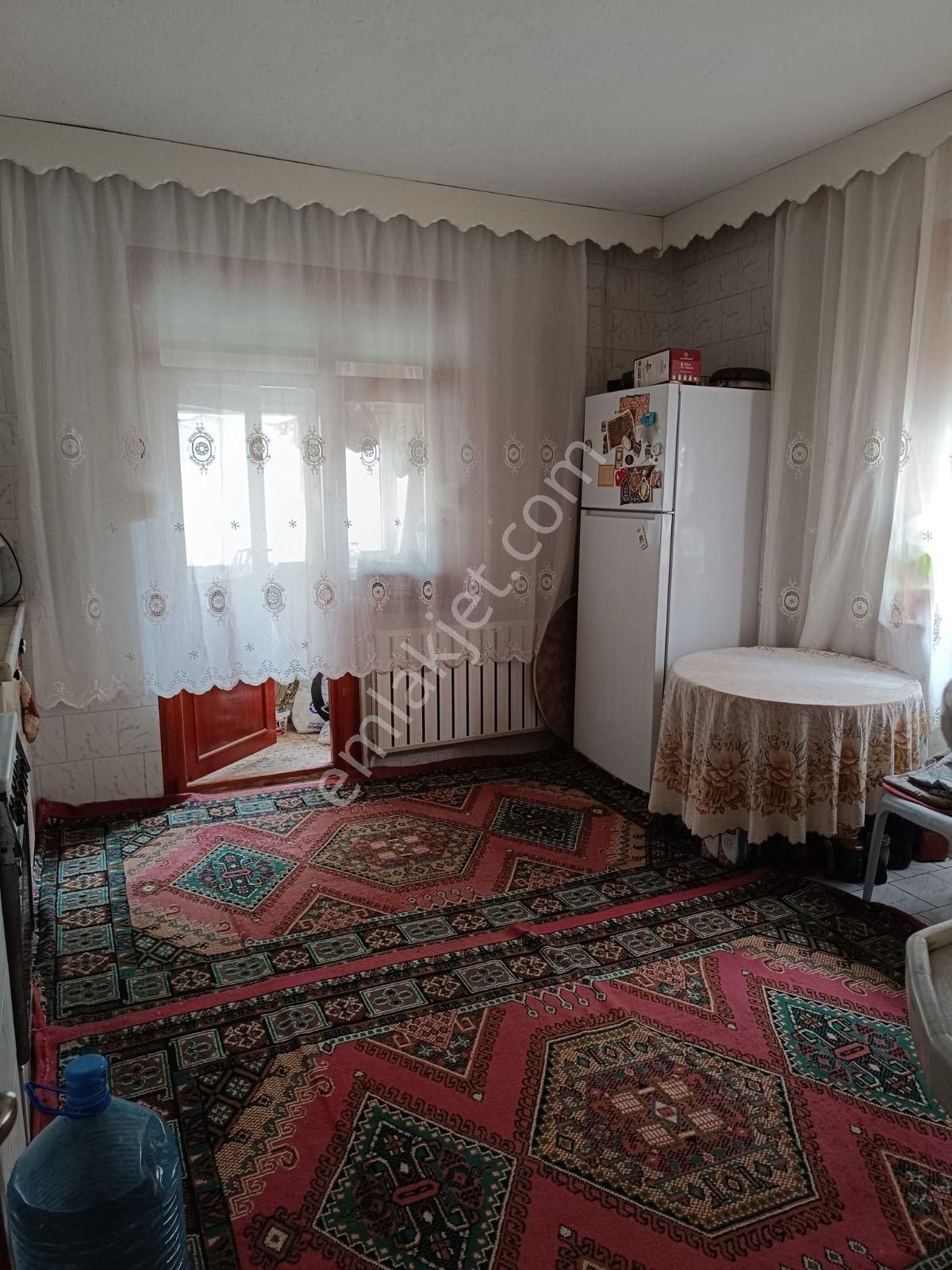 Beyşehir Bahçelievler Mahallesinde Satılık Fırsat Daire 3+1 - Görsel 16