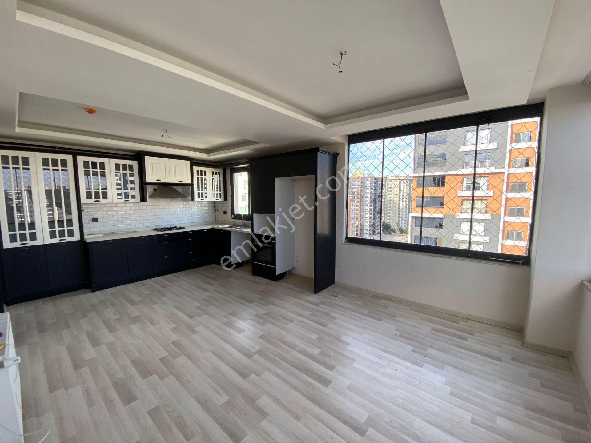 Karınca'dan Akdeniz Mh'de Site İçi, Ankastreli Geniş 4+1 Satılık!