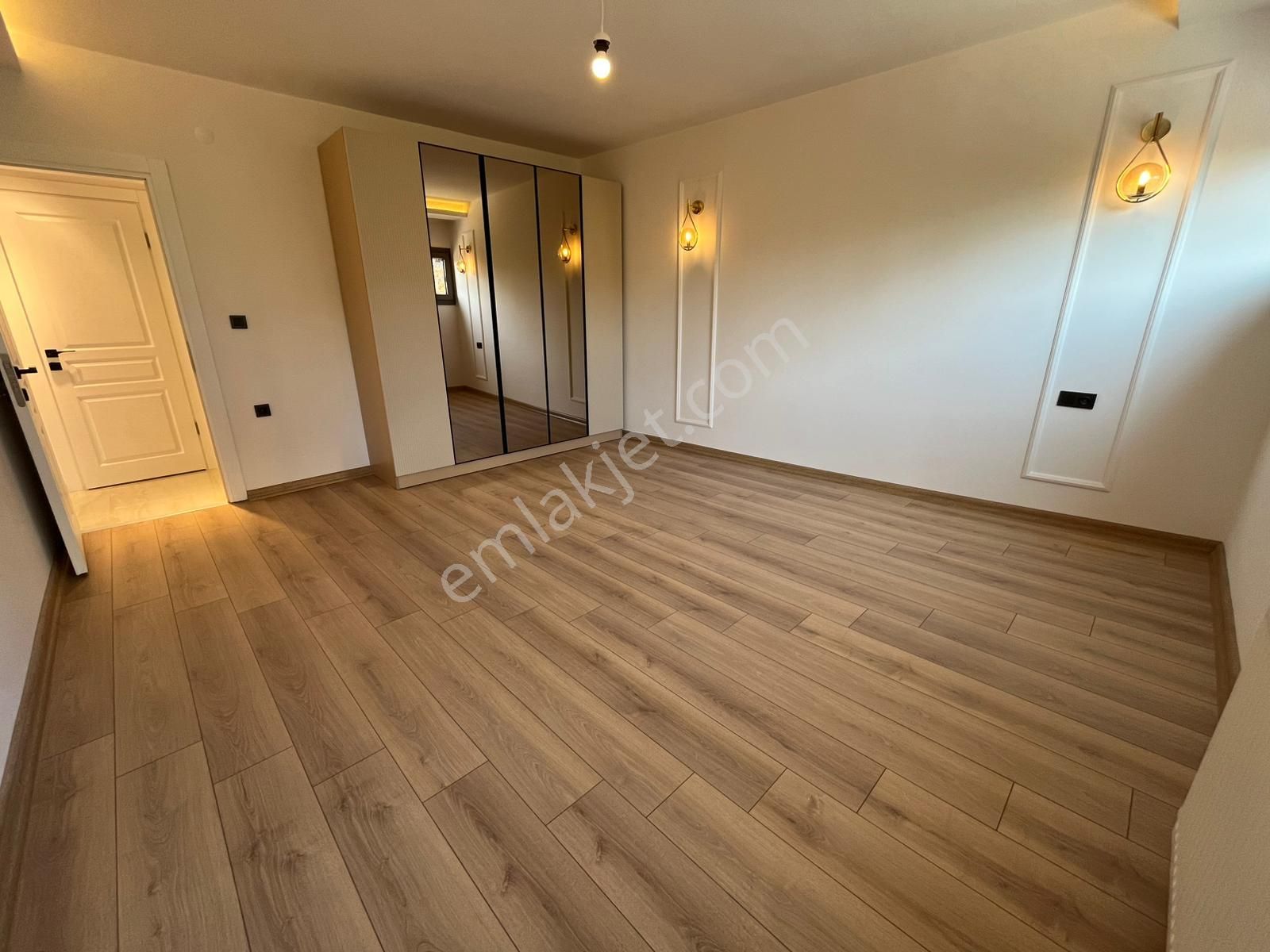 Asil'den Göztepe'de Cadde Üzeri 150 M2 Lüks Yapılı Köşe Arakat - Görsel 20