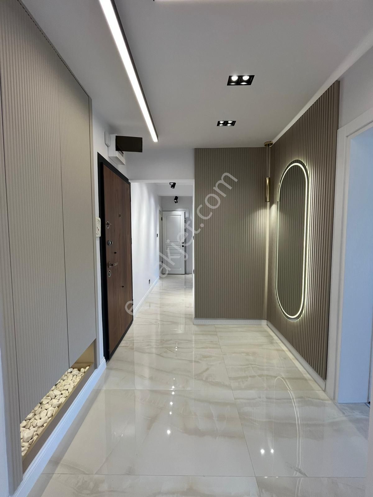 Asil'den Göztepe'de Cadde Üzeri 150 M2 Lüks Yapılı Köşe Arakat - Görsel 22