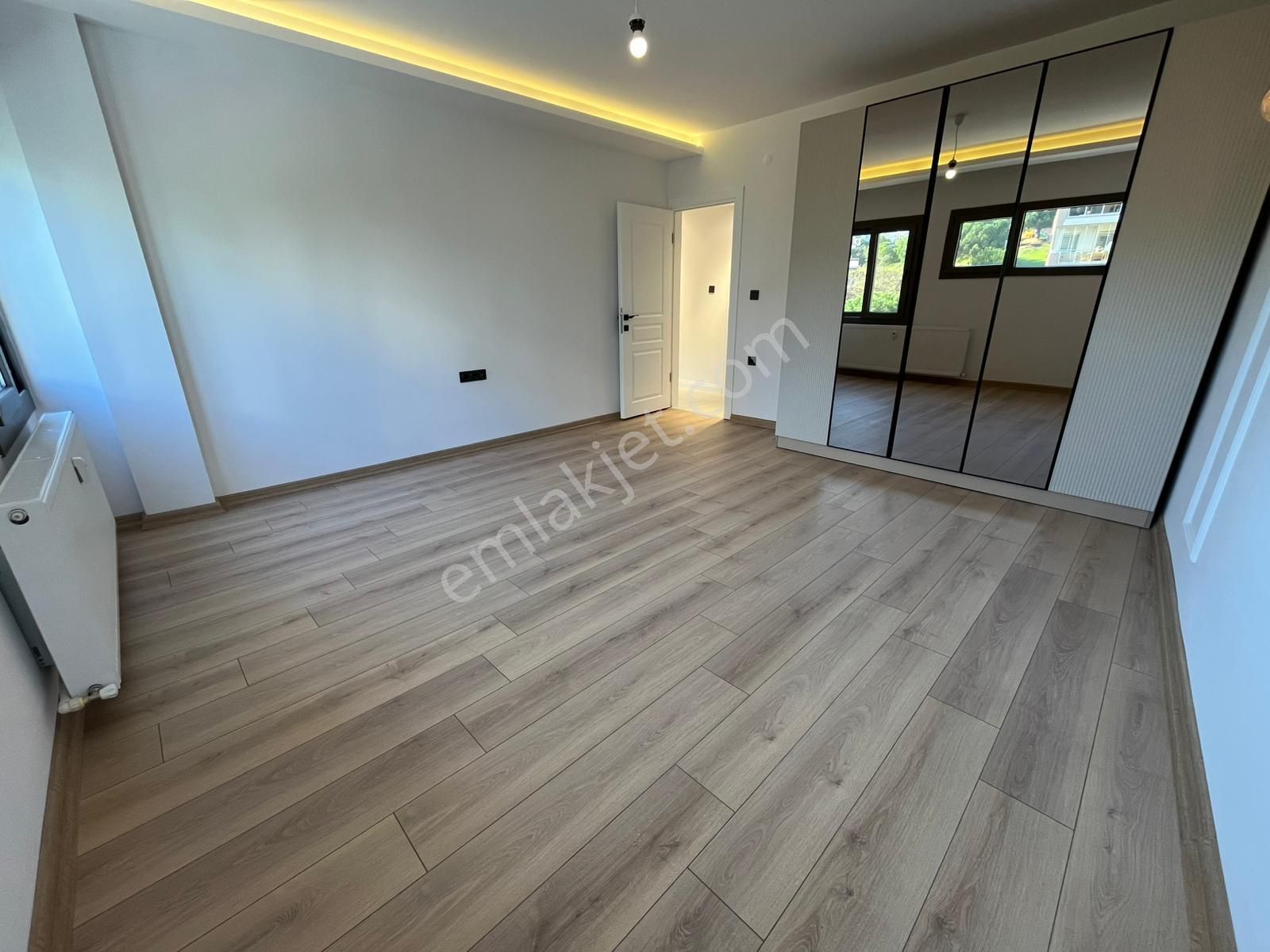 Asil'den Göztepe'de Cadde Üzeri 150 M2 Lüks Yapılı Köşe Arakat - Görsel 21