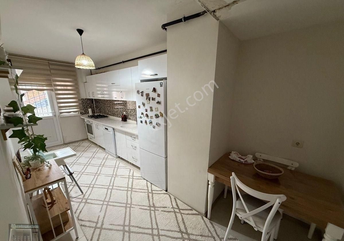 Gemlik Çukur Bahçede 165m2 Geniş Asansörlü Satılık Daire.!66))