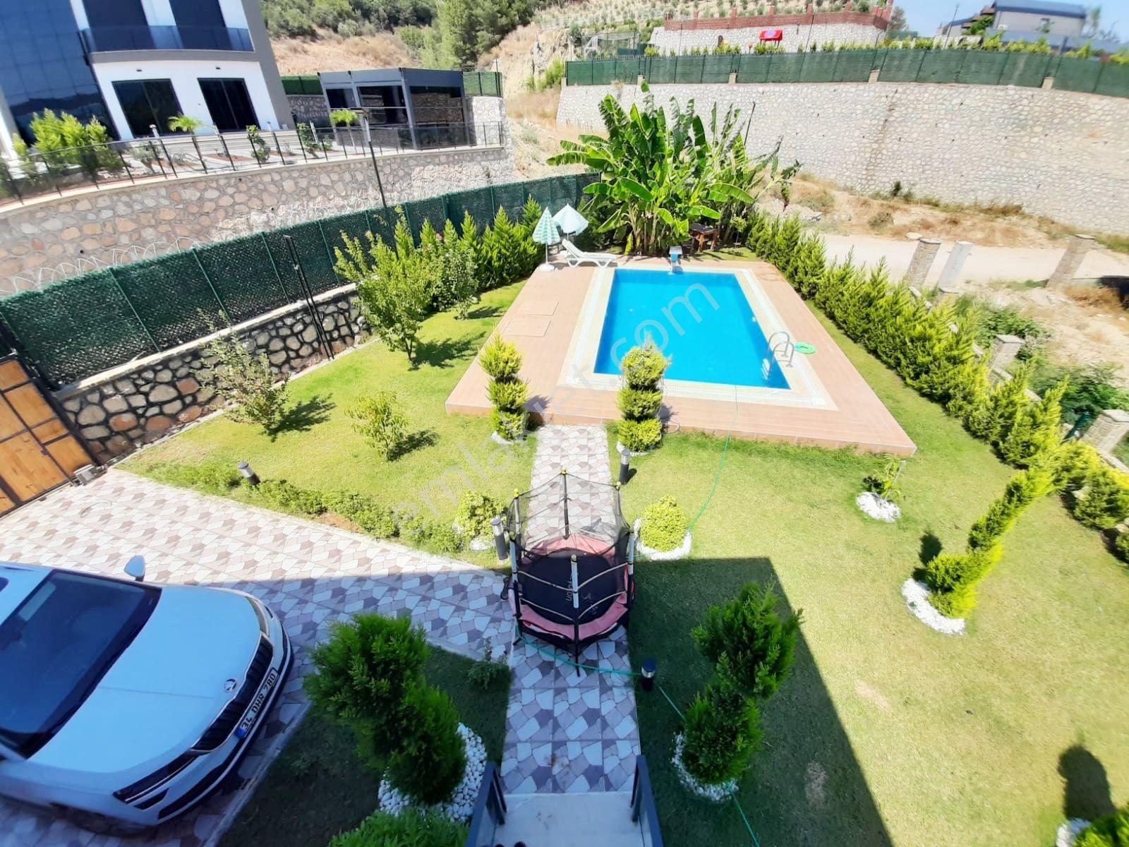 Bayram Hacılı'da Panaromik Göl Manzaralı Bağımsız Ultra Lüx Sıfır 4+1 Villa !!! - Görsel 41