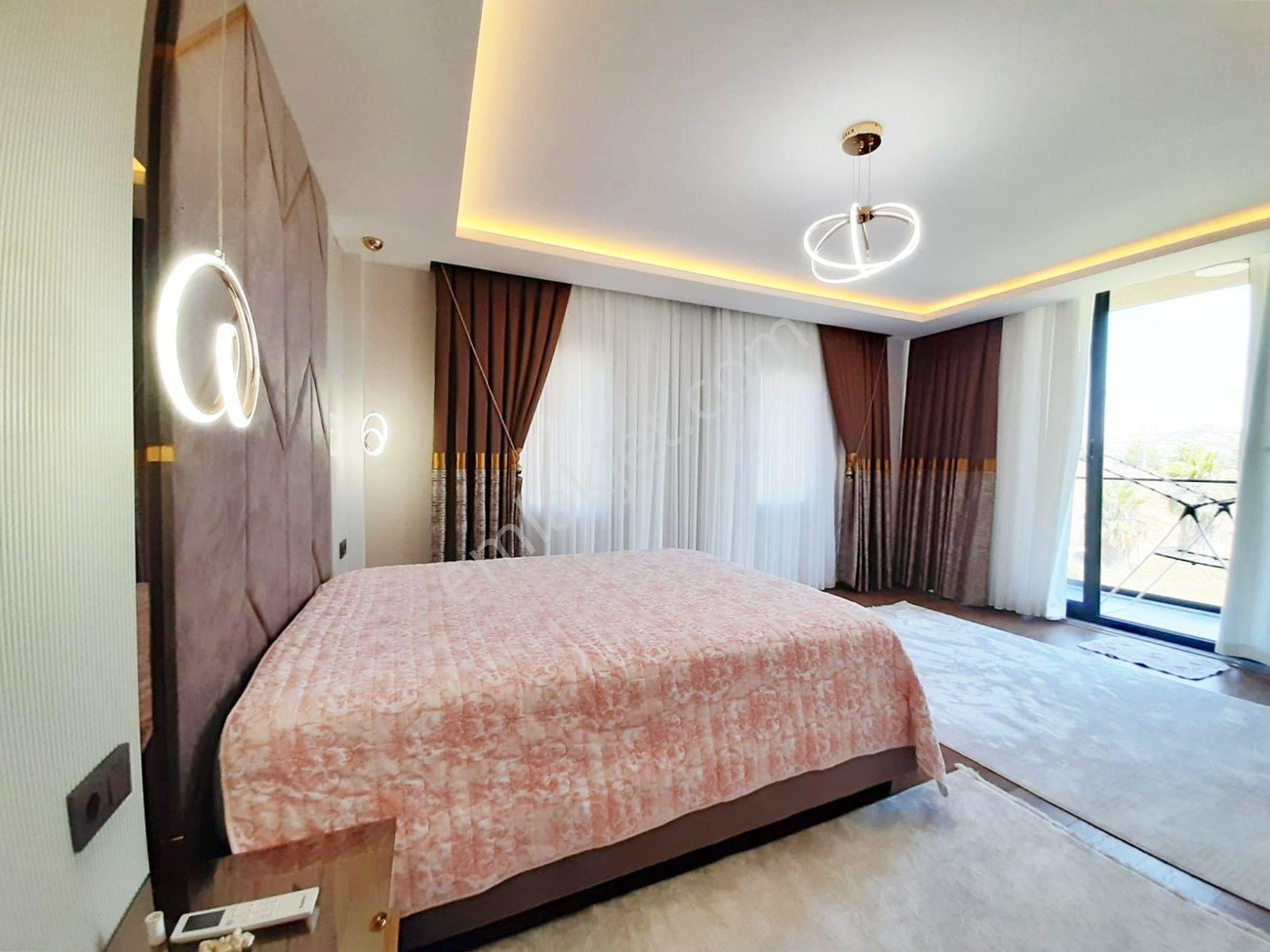 Bayram Hacılı'da Panaromik Göl Manzaralı Bağımsız Ultra Lüx Sıfır 4+1 Villa !!! - Görsel 16