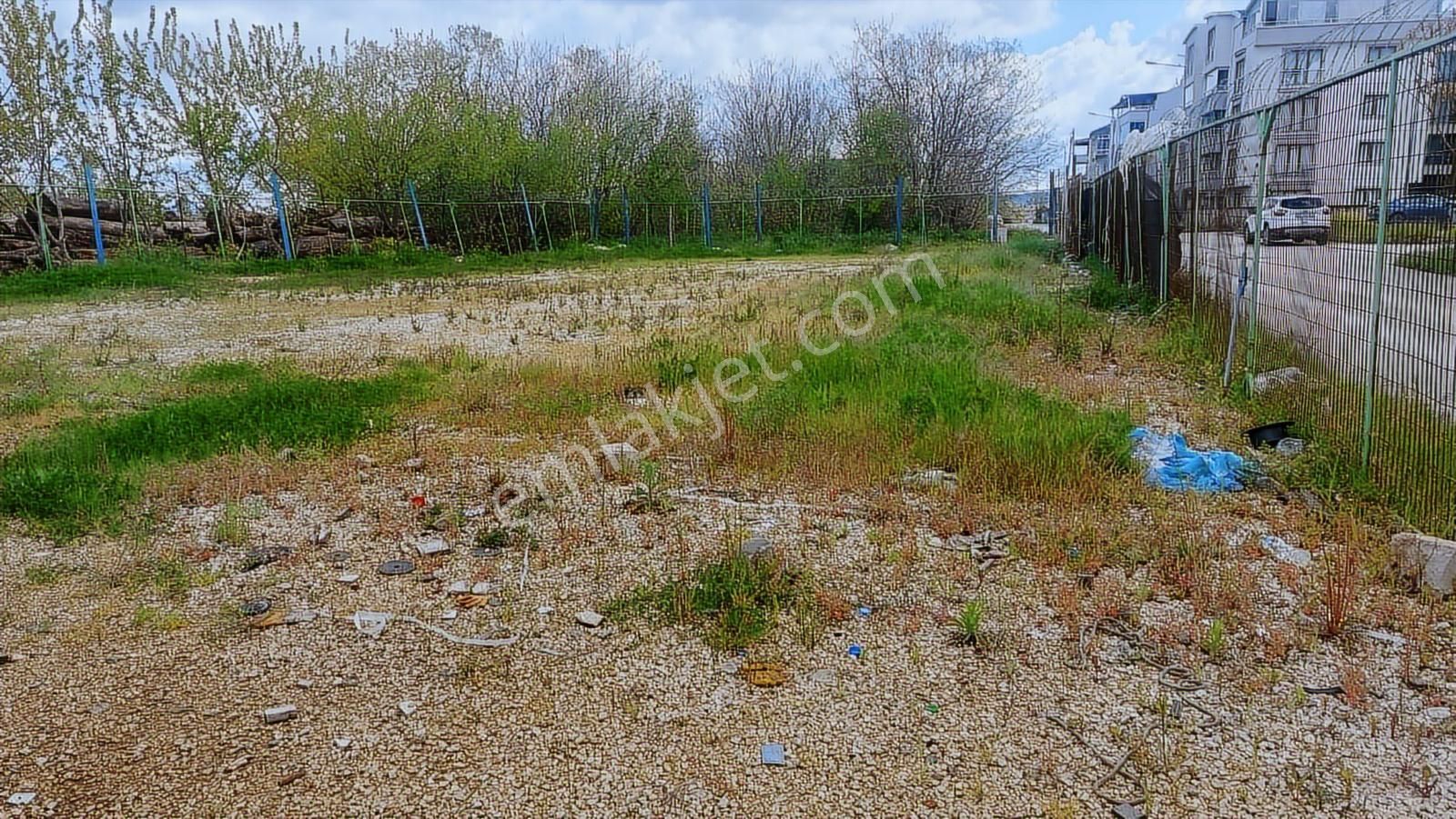 Çalı Merkezde Etrafı Çevrili Kiralık 866 M2 Arazi - Görsel 9