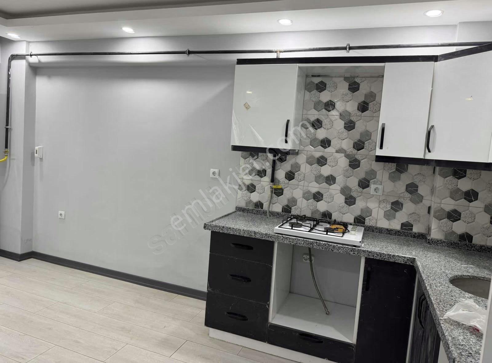 Güneş Emlaktan Şehrin Tam Göbeğinde Sıfır Daire - Görsel 10
