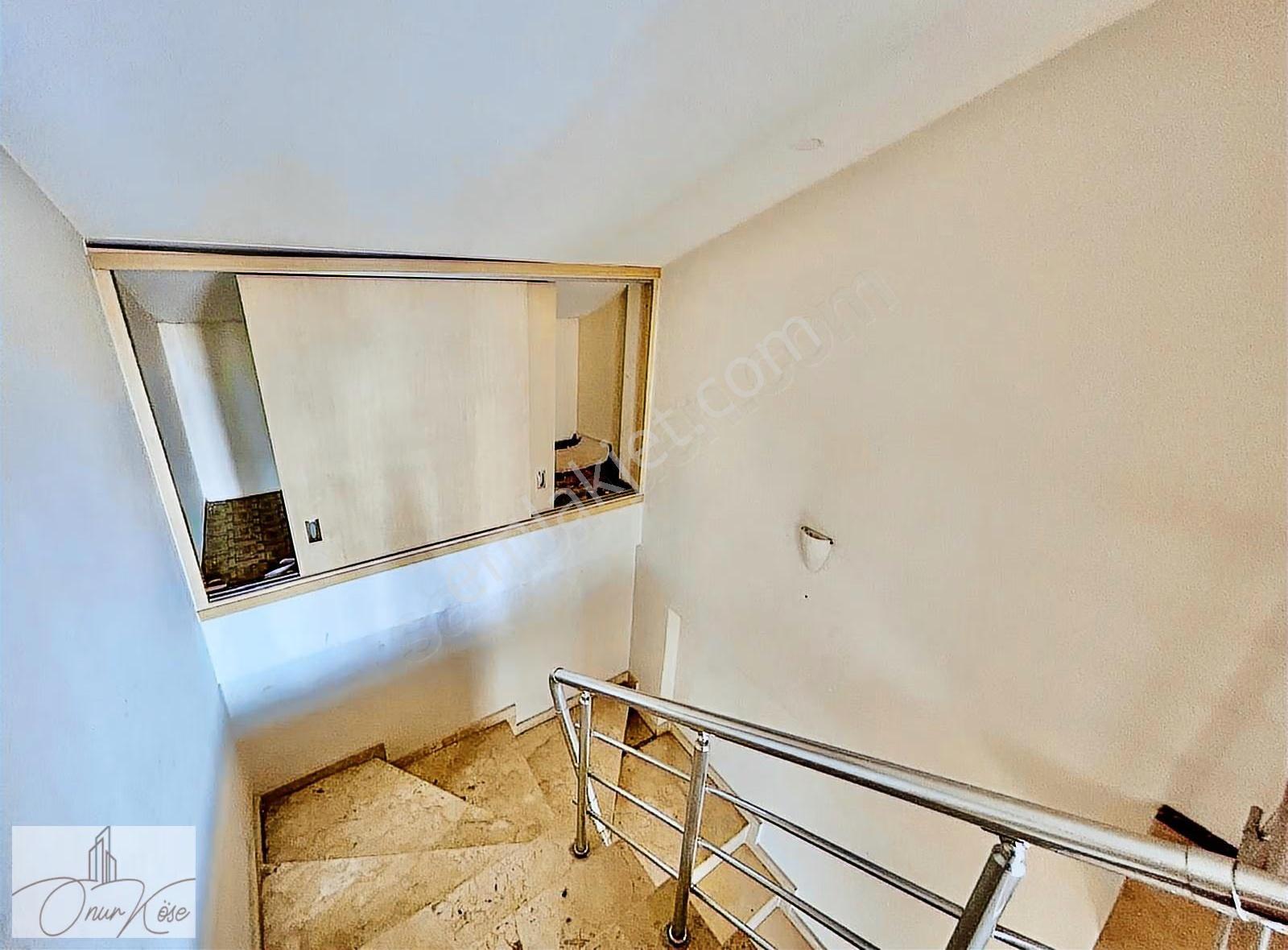 Alanya Merkezde Ofis/daire Kullanımına Uygun 4+1 Satılık Daire - Görsel 14