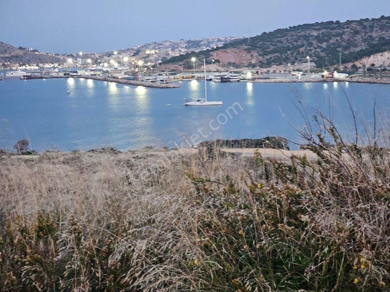 İl-ilçe-köy İzmir Çeşme Fener Burnu İmarlı Deniz Manzaralı Önü Kapanmaz Arsa - Görsel 16