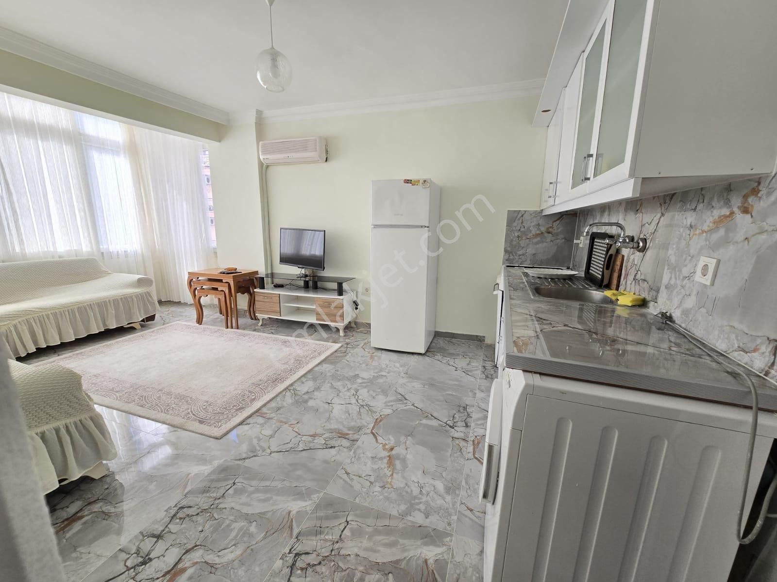 Merkez'de Mükkemmel Konumda Eşyalı 1+1 Satılık Daire - Görsel 3