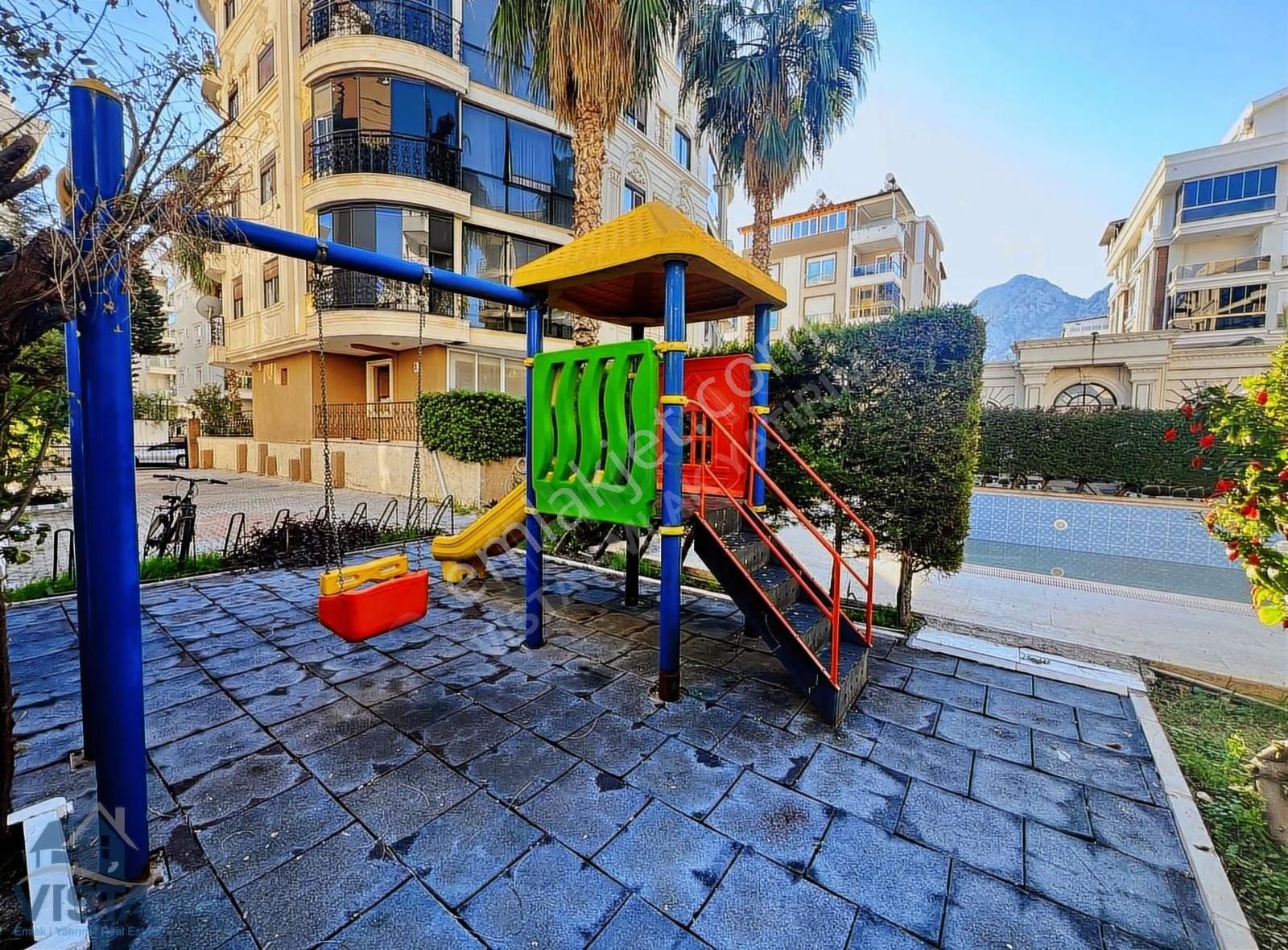 Hurma'da Satılık 1+1 Full Eşyalı Yatırımlık Site İçi Daire - Görsel 3