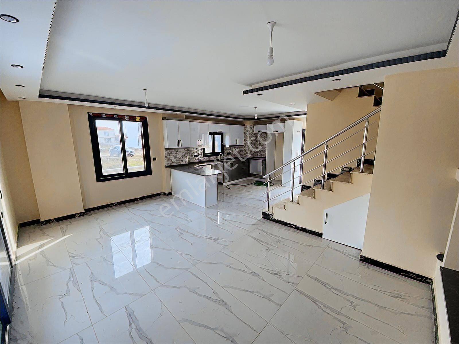 Rw Nefes'ten Altınova'da Deniz Manzaralı 3+1 Villa - Görsel 10