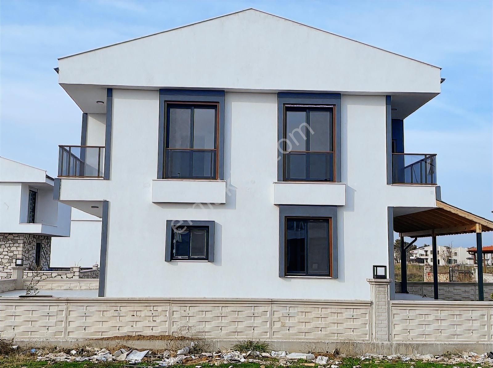 Rw Nefes'ten Altınova'da Deniz Manzaralı 3+1 Villa - Görsel 7