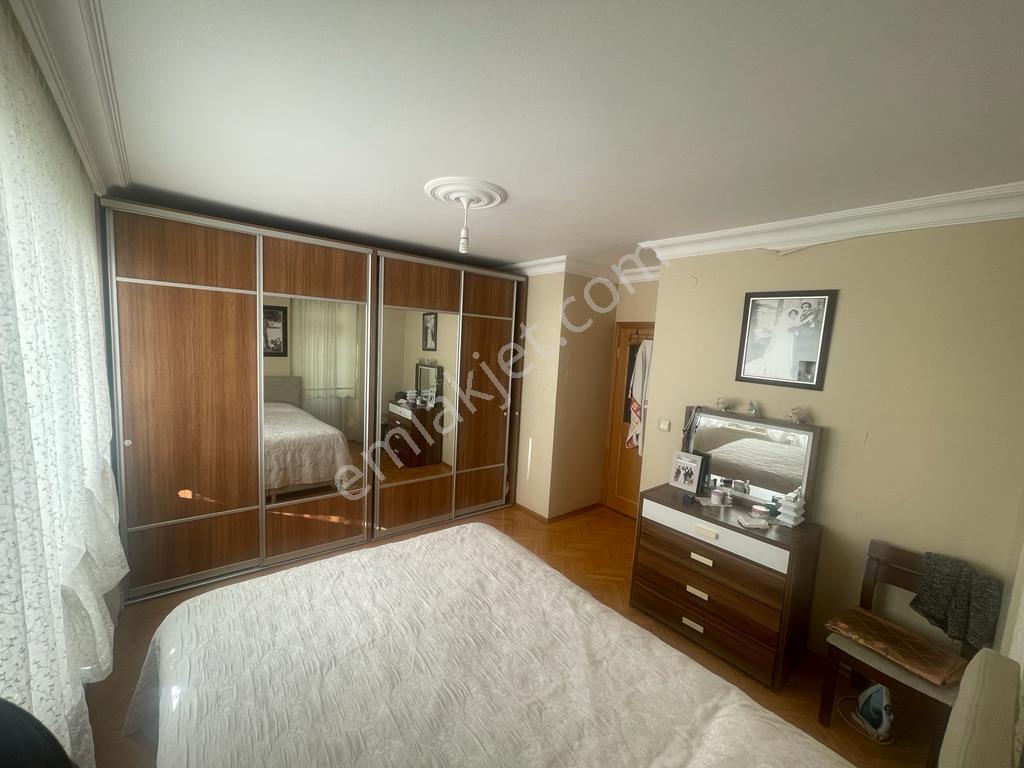 Oryaş Emlaktan Ataşehir İçerenköyde 140m2 3+1 Arakat Daire - Görsel 7
