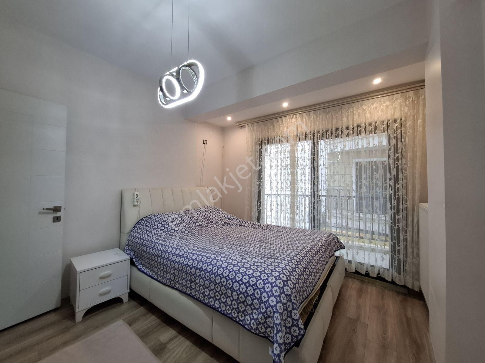 Rw Akar'dan İzmir Caddesinde Havuzlu K.otoparlı Sitede 4+1 Daire - Görsel 3