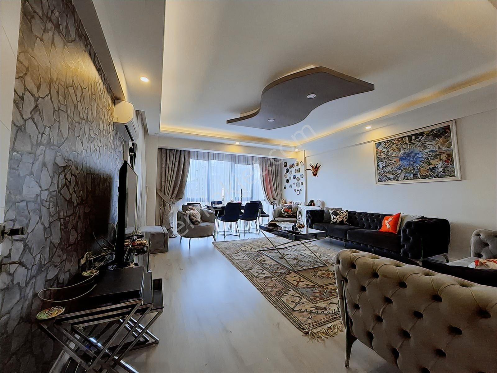 Rw Akar'dan İzmir Caddesinde Havuzlu K.otoparlı Sitede 4+1 Daire - Görsel 4