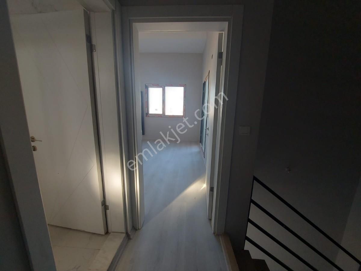 Havuzlu Site İçerisinde Lüks 2+1 Satılık Teras Dubleksi - Görsel 8