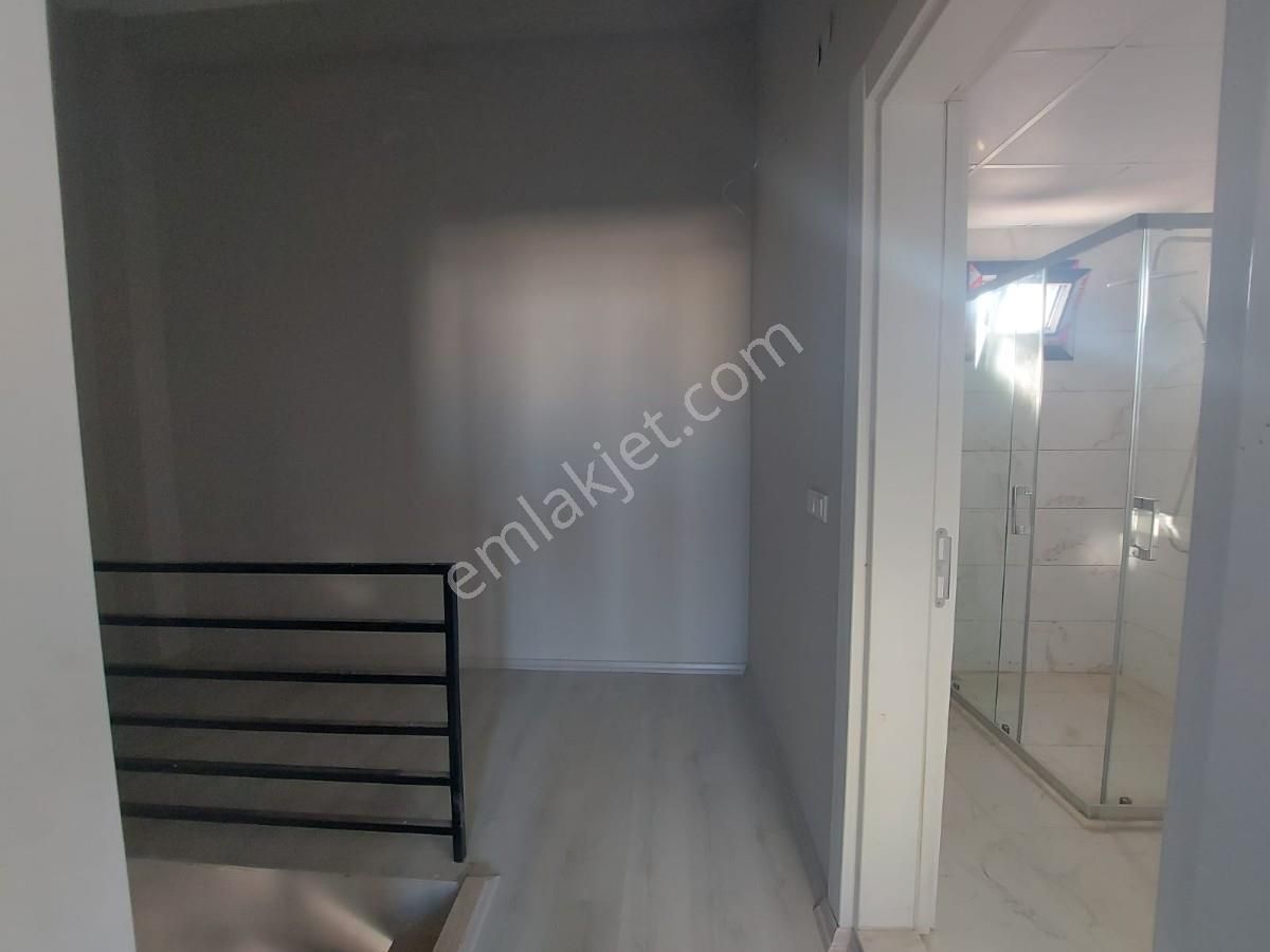 Havuzlu Site İçerisinde Lüks 2+1 Satılık Teras Dubleksi - Görsel 17