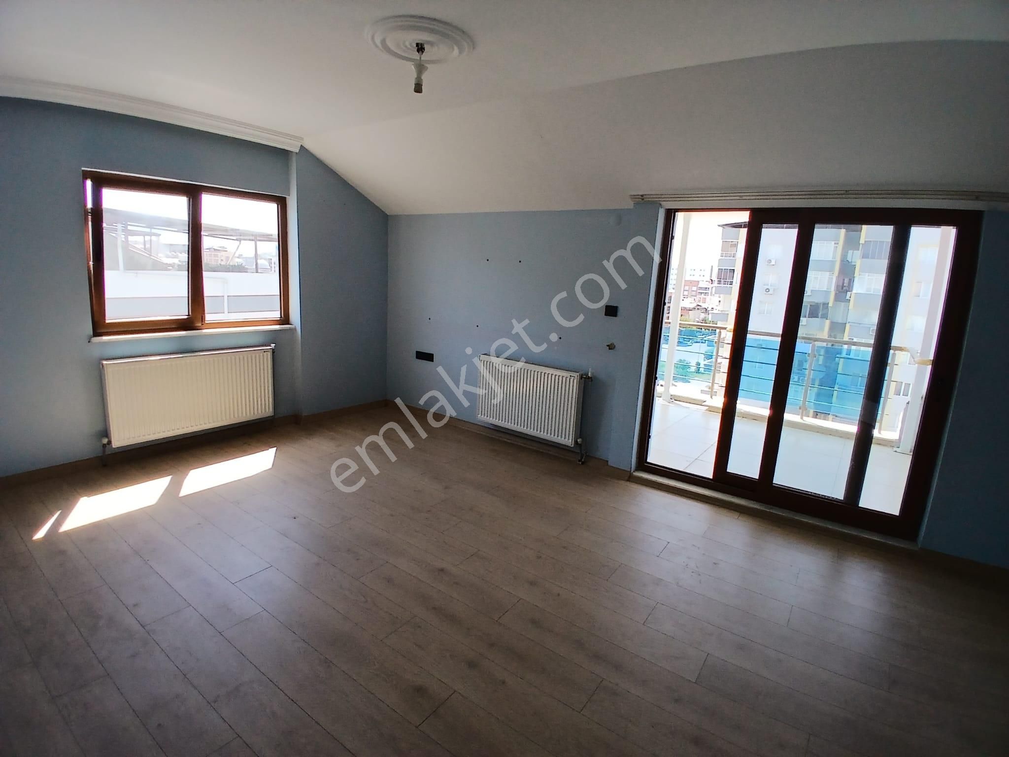 Göçmen Gayrimenkul'den Yeşil Mah.2+1 Satılık Daire