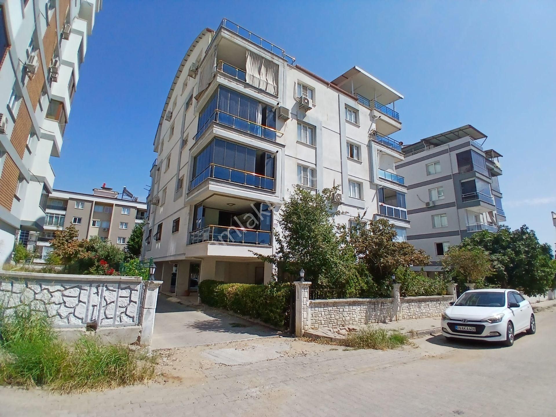 Göçmen Gayrimenkul'den Yeşil Mah.2+1 Satılık Daire - Görsel 2