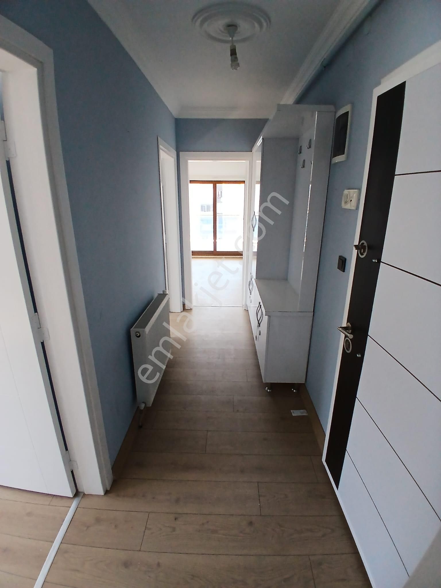 Göçmen Gayrimenkul'den Yeşil Mah.2+1 Satılık Daire - Görsel 8