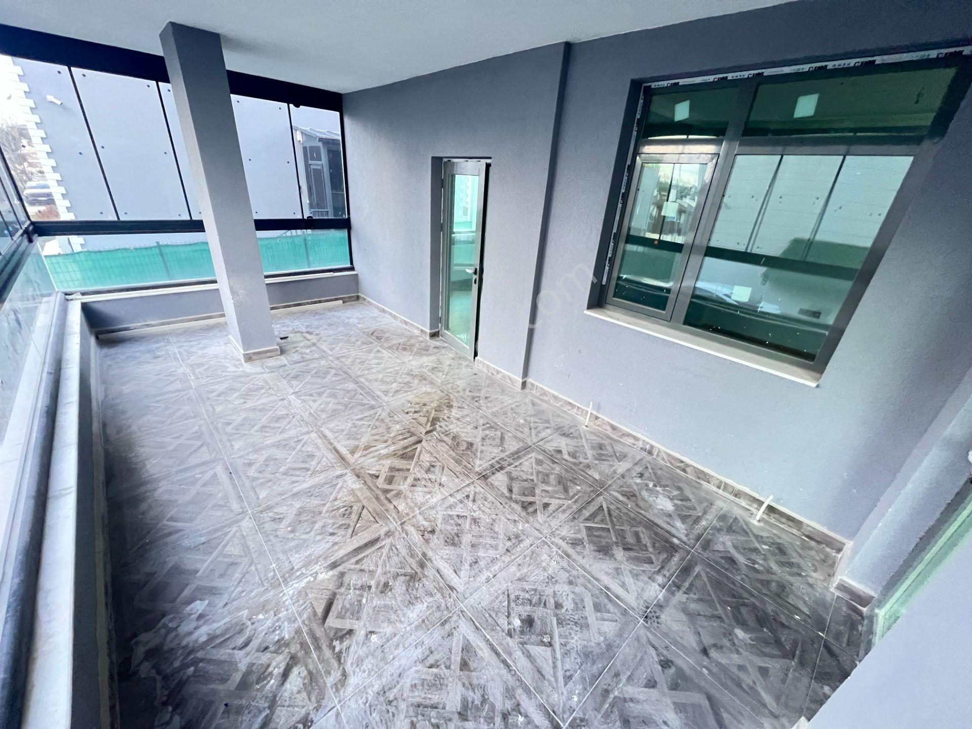 Baglıcada 550m2 3katlı Turk Hamamlı İçten Asansörlü 6+1 Villa - Görsel 7