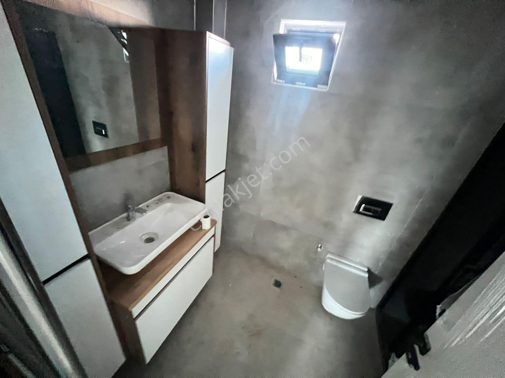 Baglıcada 550m2 3katlı Turk Hamamlı İçten Asansörlü 6+1 Villa - Görsel 32