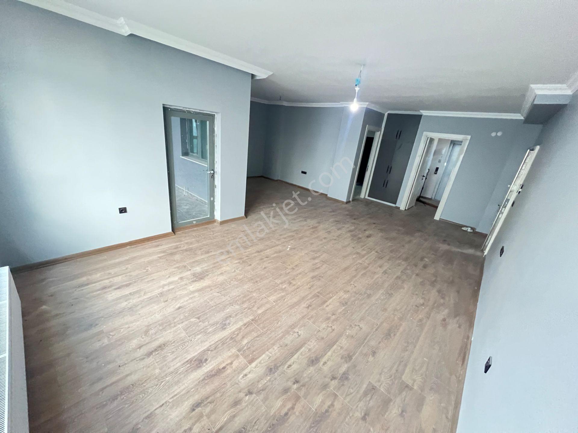 Baglıcada 550m2 3katlı Turk Hamamlı İçten Asansörlü 6+1 Villa - Görsel 11
