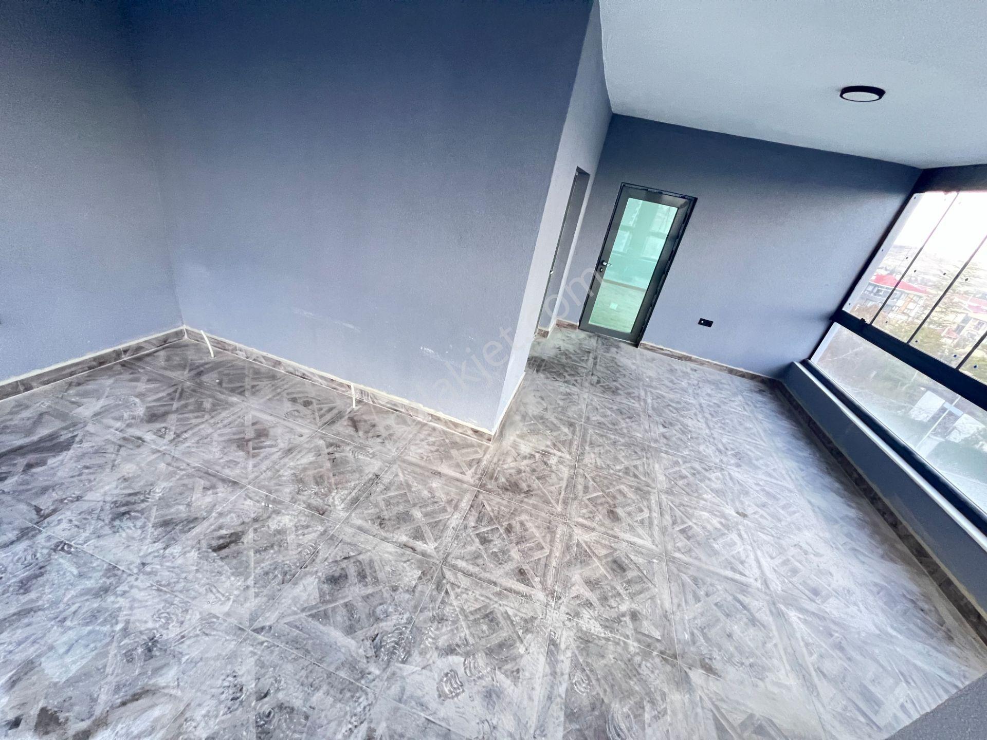 Baglıcada 550m2 3katlı Turk Hamamlı İçten Asansörlü 6+1 Villa - Görsel 26