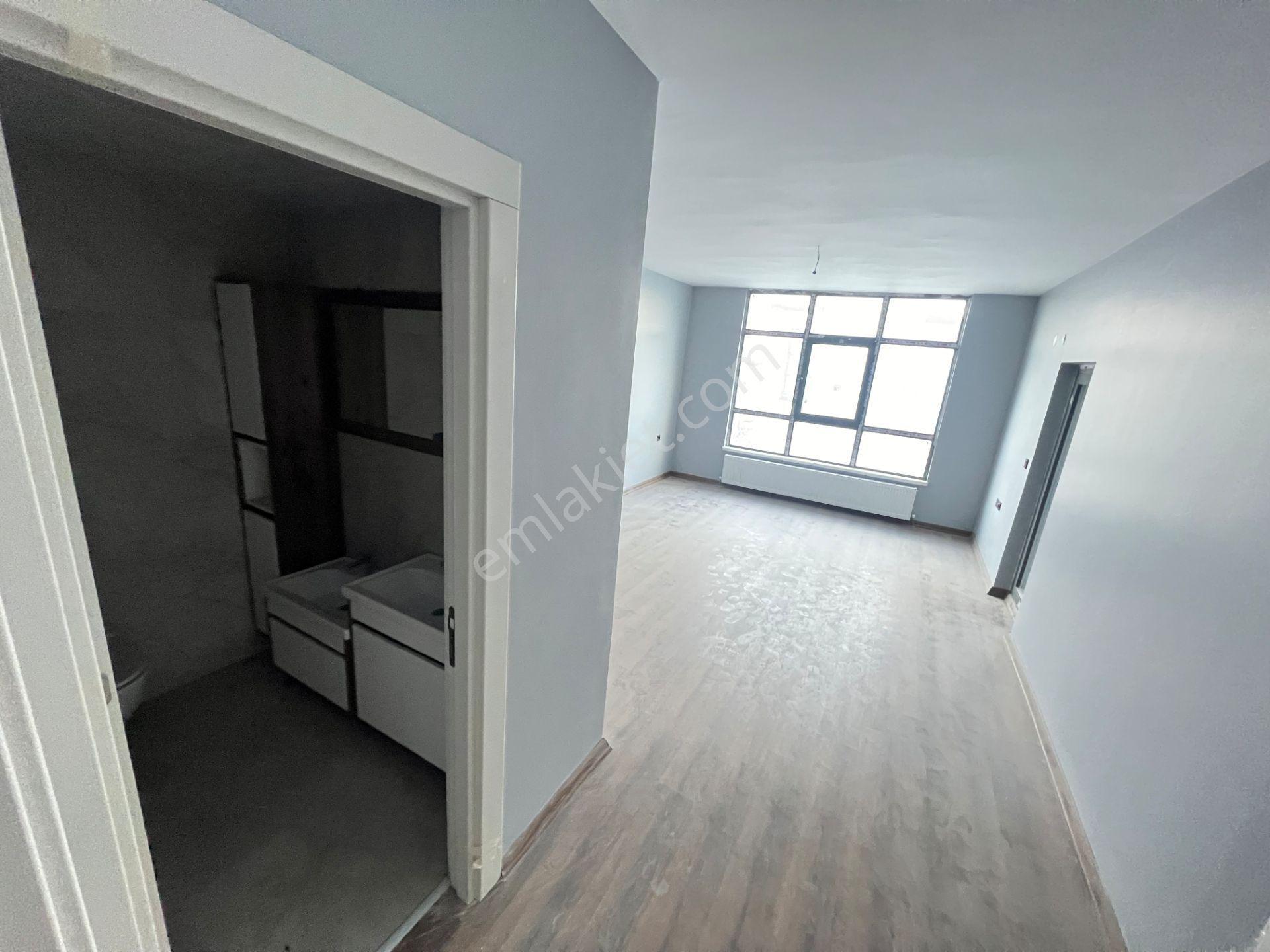 Baglıcada 550m2 3katlı Turk Hamamlı İçten Asansörlü 6+1 Villa - Görsel 22